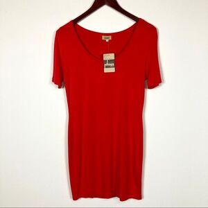 Pitaya Women's Cherry Red Short Sleeve Formfitting Dress Size Medium